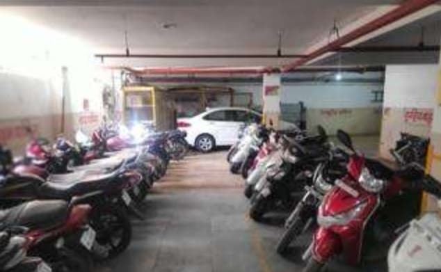 Commercial space in City Center Gwalior Semi-Furnished Hall on 2nd Floor | MM61