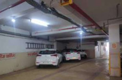 Commercial space in City Center Gwalior Semi-Furnished Hall on 2nd Floor | MM61