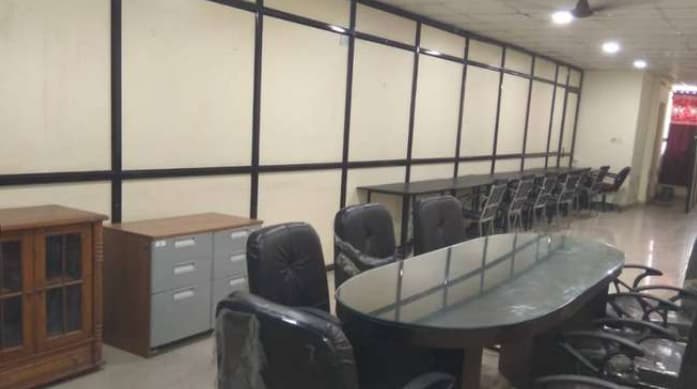 Ready to move 1700 sft Commercial Space at Govindpuri in Gwalior | MM62