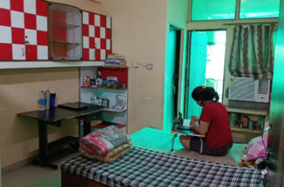 Fully Furnished 2 Seater AC Rooms in Girls Hostel with shared Kitchen | Thatipur | Gwalior | MM53