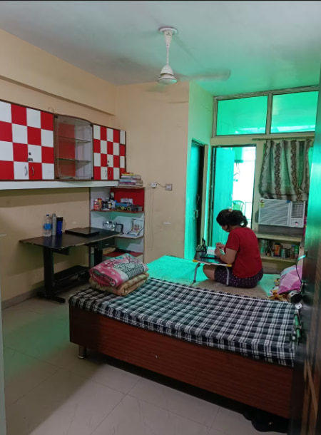 Fully Furnished 2 Seater AC Rooms in Girls Hostel with shared Kitchen | Thatipur | Gwalior | MM53